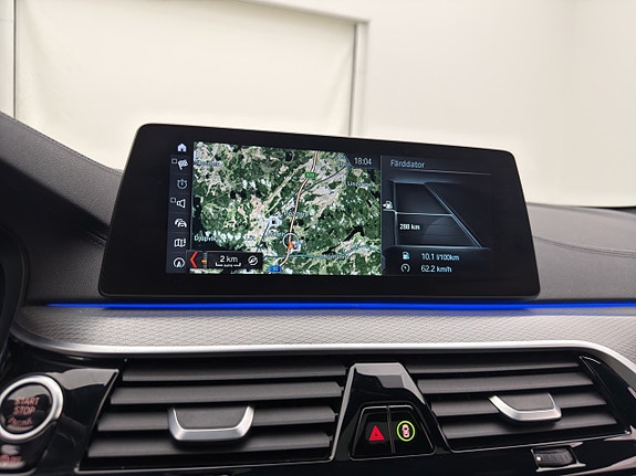 BMW M550i 27 of 30