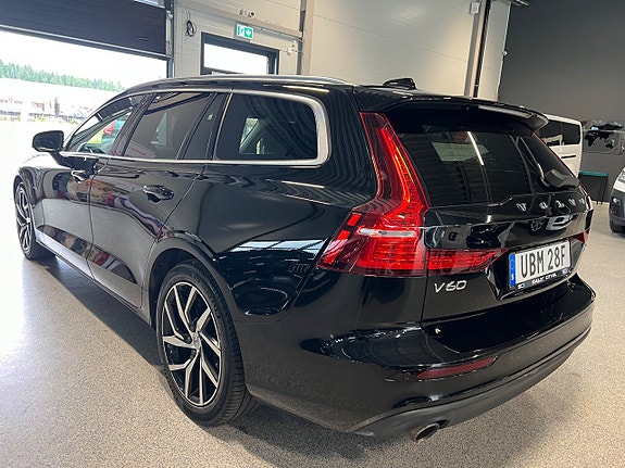 Volvo V60 6 of 22