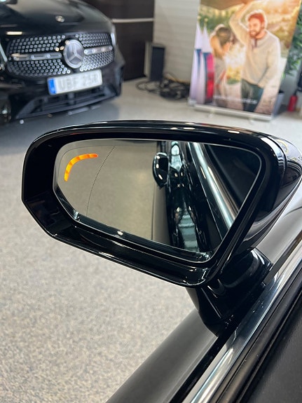 Volvo V60 19 of 22