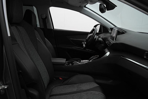 Peugeot 5008 18 of 27