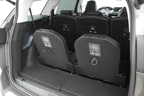 Peugeot 5008 24 of 27
