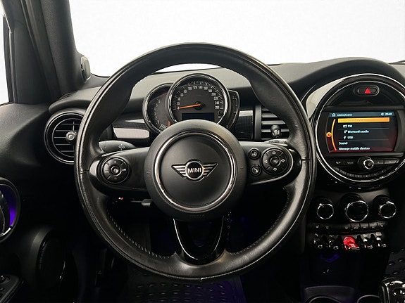 MINI Cooper S 16 of 30