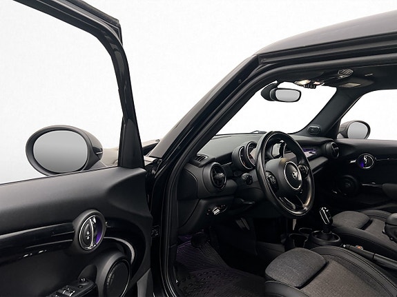 MINI Cooper S 10 of 30