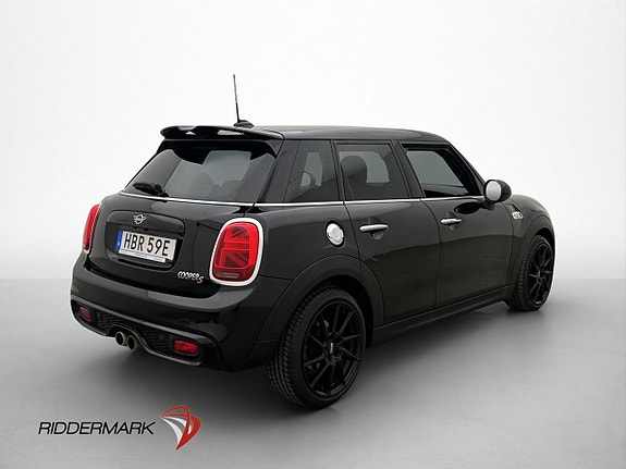 MINI Cooper S 8 of 30