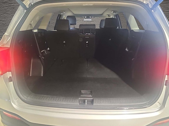 Kia Sorento 4 of 8