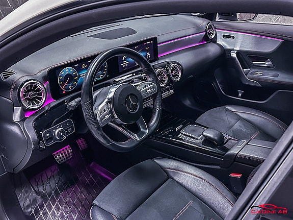 Mercedes-Benz CLA250 e 11 of 25