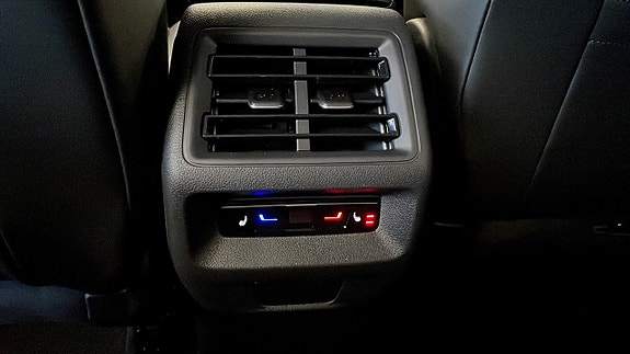 Volkswagen Tiguan 11 of 15