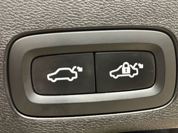 Volvo XC60 25 of 27