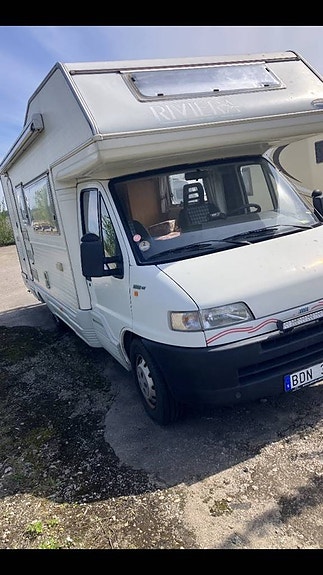 -Köpes -köpes -husbilar ring Peter  0705-127991