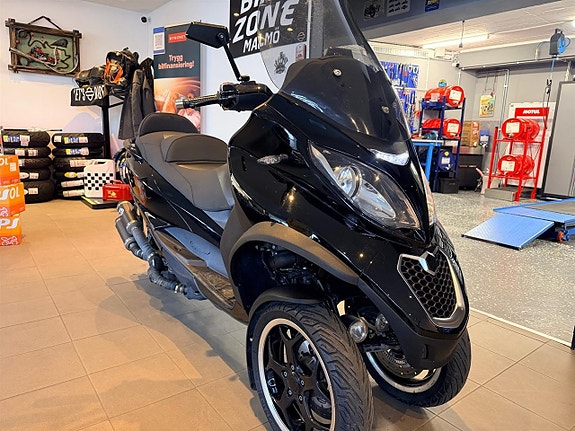 Piaggio MP3 500 0.5 CVT, 41hk 2 of 9