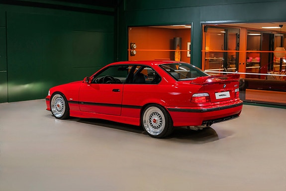 BMW M3 3 of 30