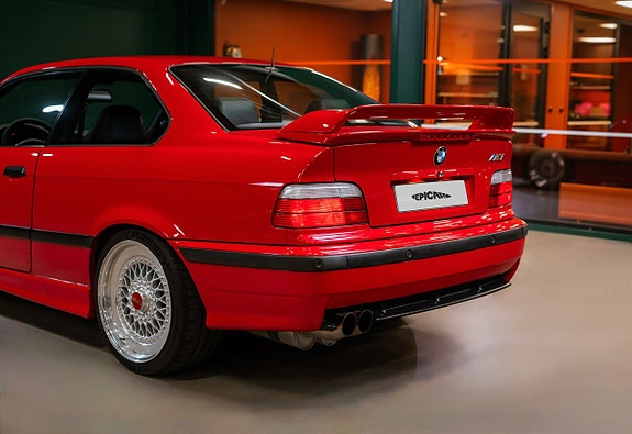 BMW M3 4 of 30
