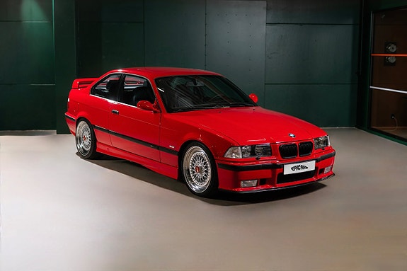 BMW M3 8 of 30
