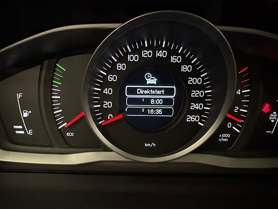 Volvo XC60 25 of 25