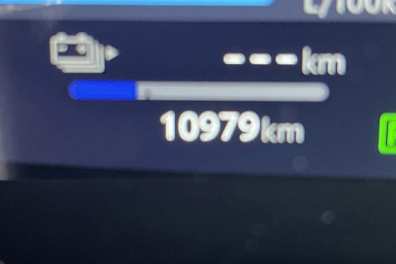 Toyota C-HR 12 of 12