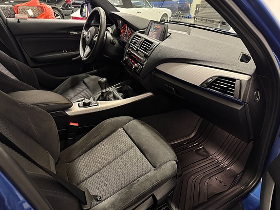BMW 118d 14 of 20