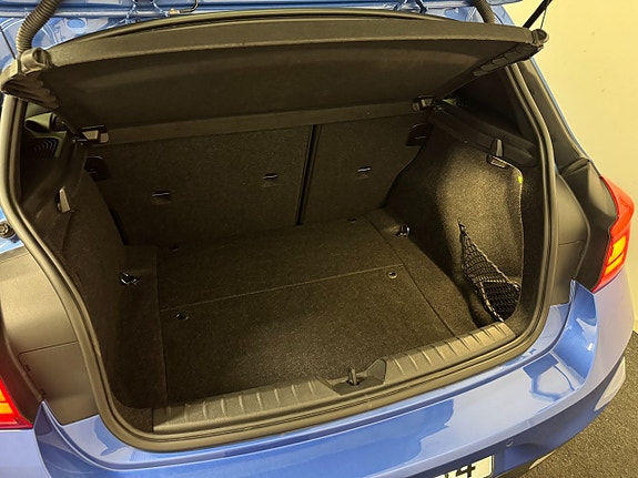BMW 118d 11 of 20