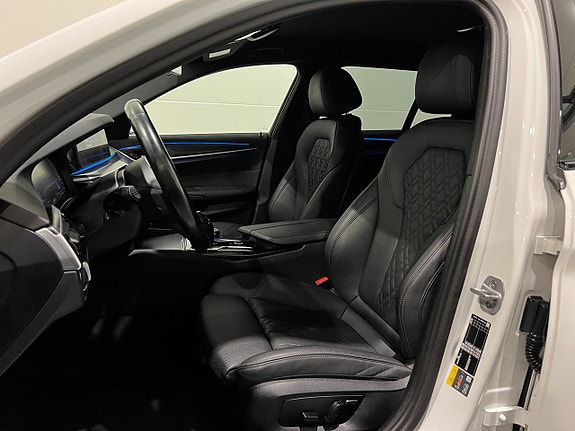 BMW 530e 7 of 29