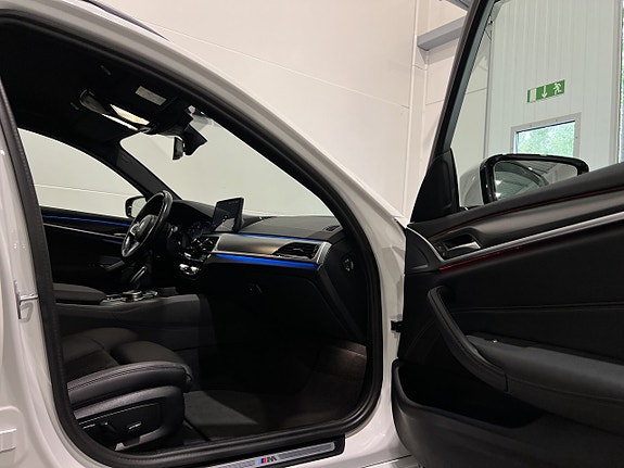 BMW 530e 25 of 29