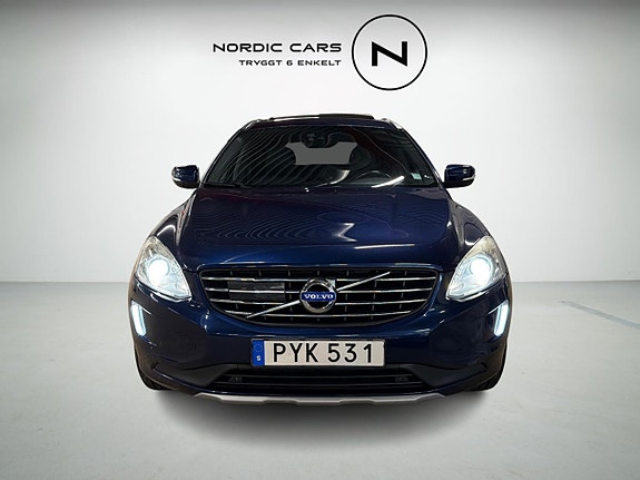 Volvo XC60 4 of 23