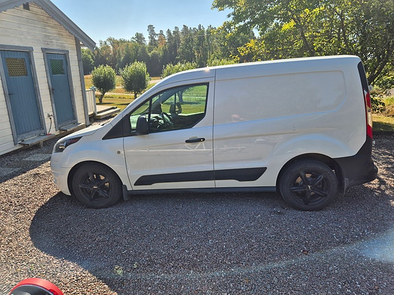 Ford Transit Connect 2 of 4
