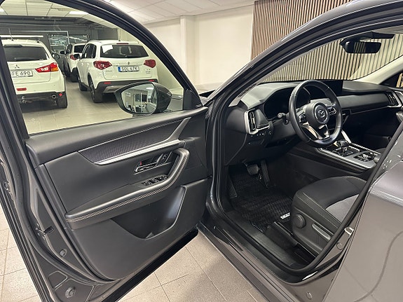 Mazda CX-60 7 of 16