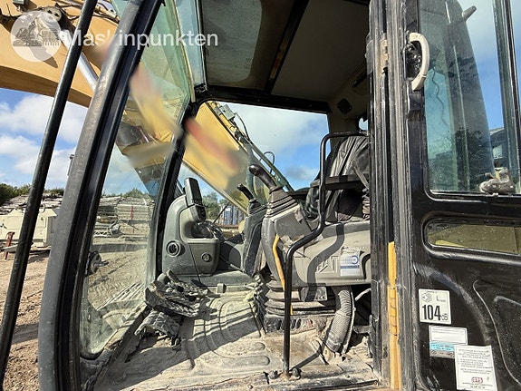 Cat 324D 13 of 27