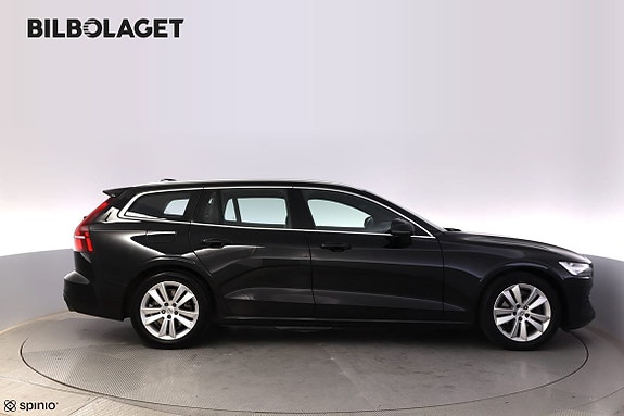 Volvo V60 2 of 20