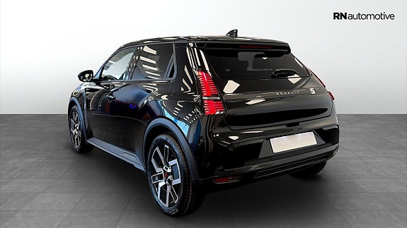 Renault 5 E-Tech 3 of 21