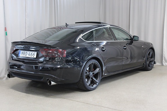 Audi A5 2 of 21