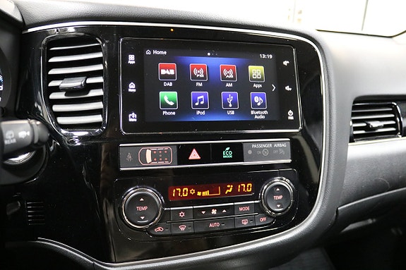 Mitsubishi Outlander 13 of 24