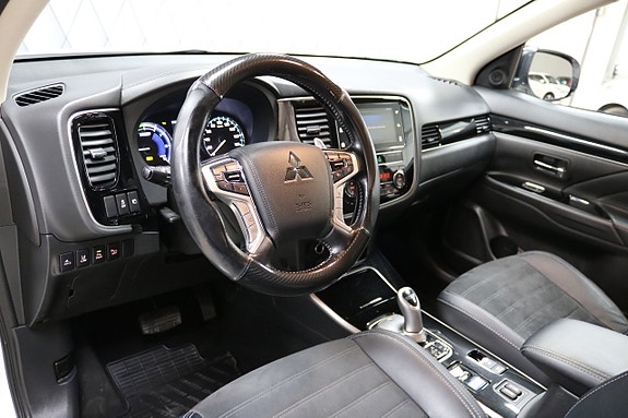 Mitsubishi Outlander 8 of 24
