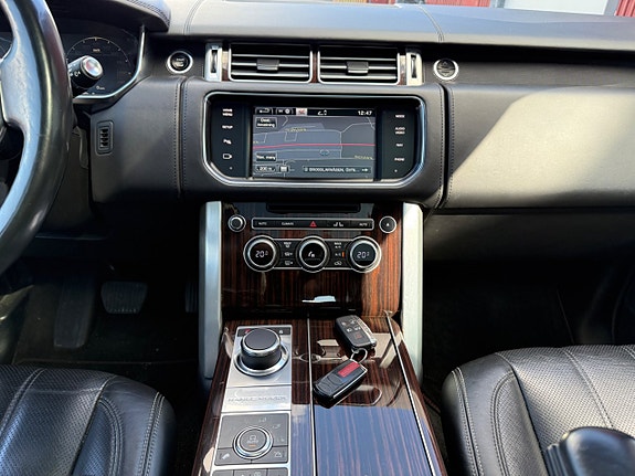 Land Rover Range Rover 19 of 27