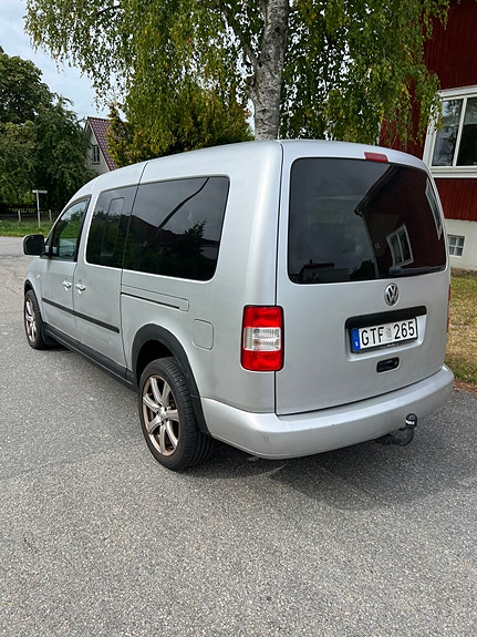 Volkswagen Caddy Maxi 3 of 16