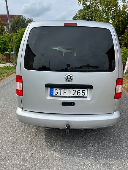 Volkswagen Caddy Maxi 16 of 16