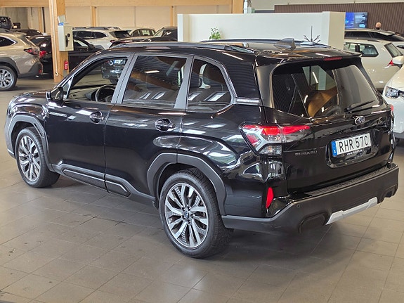 Subaru Forester 4 of 20