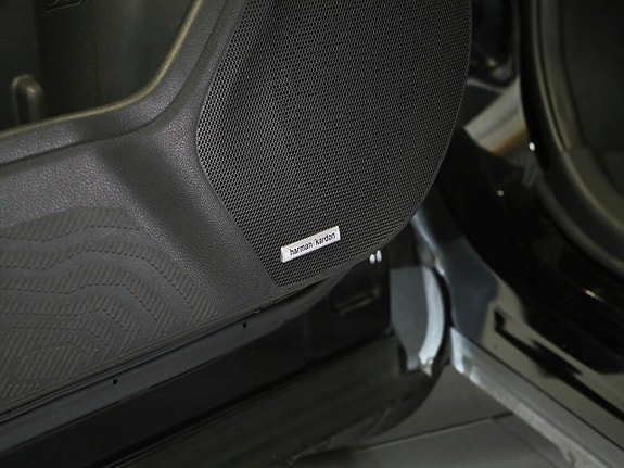 Subaru Forester 9 of 20