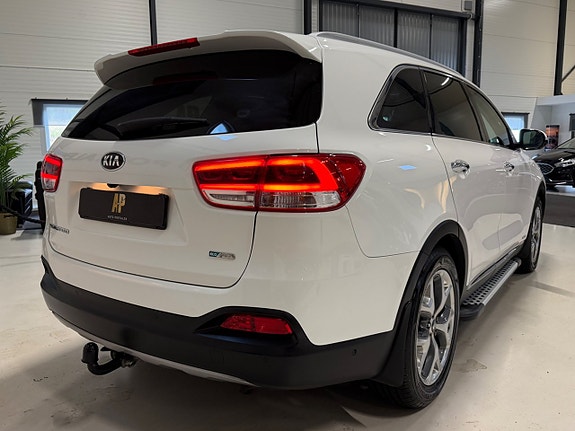 Kia Sorento 10 of 26
