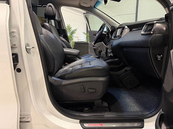Kia Sorento 15 of 26