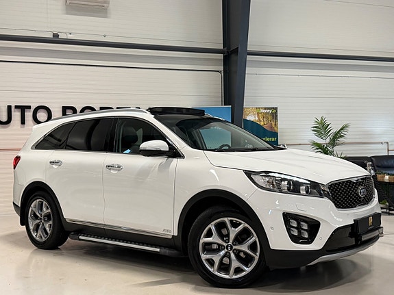 Kia Sorento 2 of 26