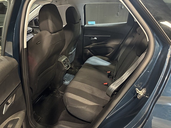 Peugeot 3008 15 of 19