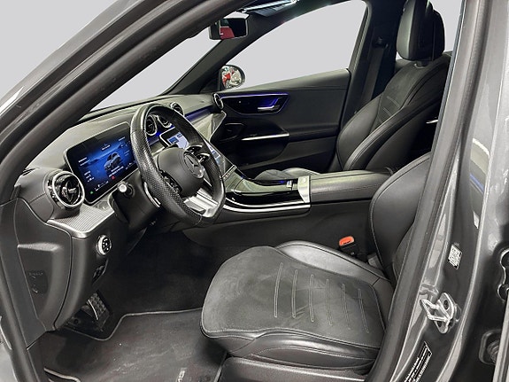 Mercedes-Benz C300 8 of 16