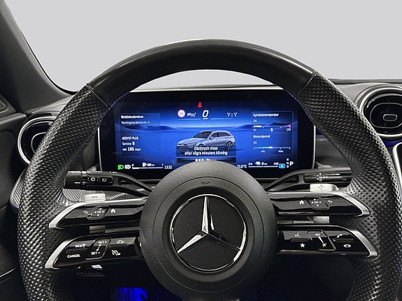 Mercedes-Benz C300 10 of 16