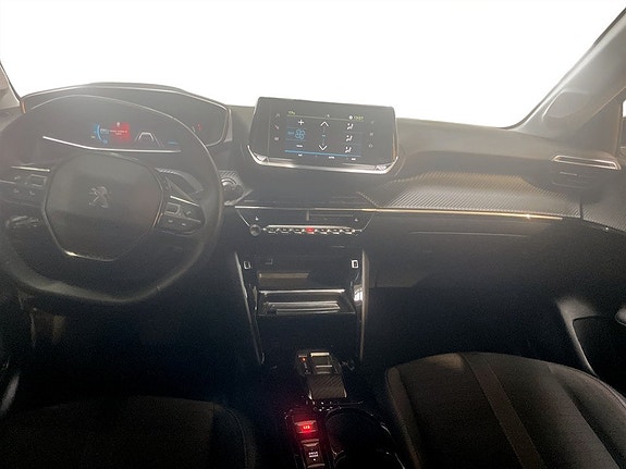 Peugeot e-208 7 of 16