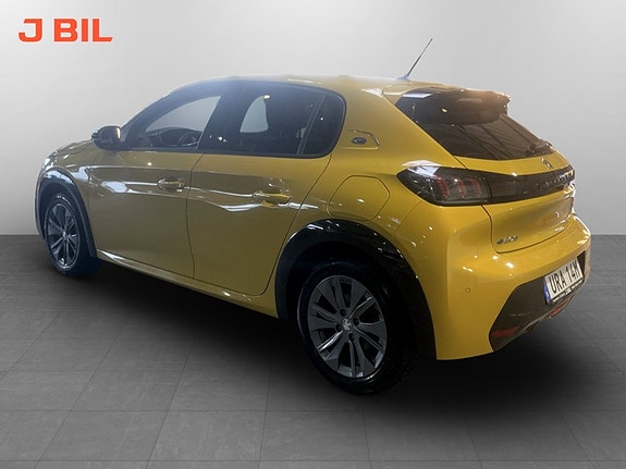 Peugeot e-208 4 of 16