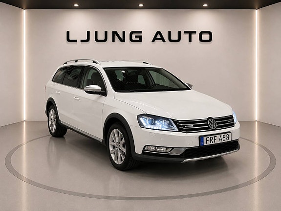 Volkswagen Passat Alltrack 2 of 19