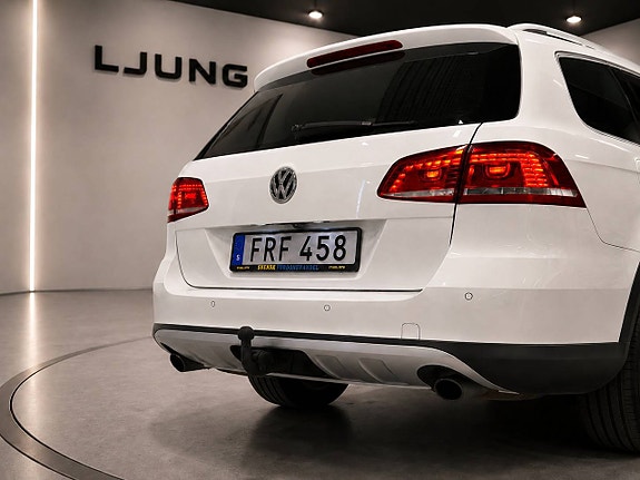 Volkswagen Passat Alltrack 5 of 19