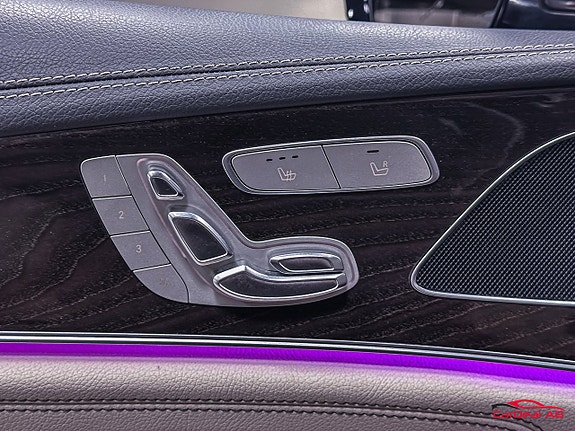 Mercedes-Benz CLS450 26 of 27