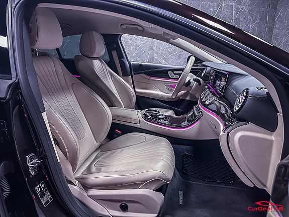 Mercedes-Benz CLS450 16 of 27