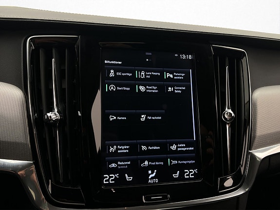 Volvo V90 Cross Country 23 of 30